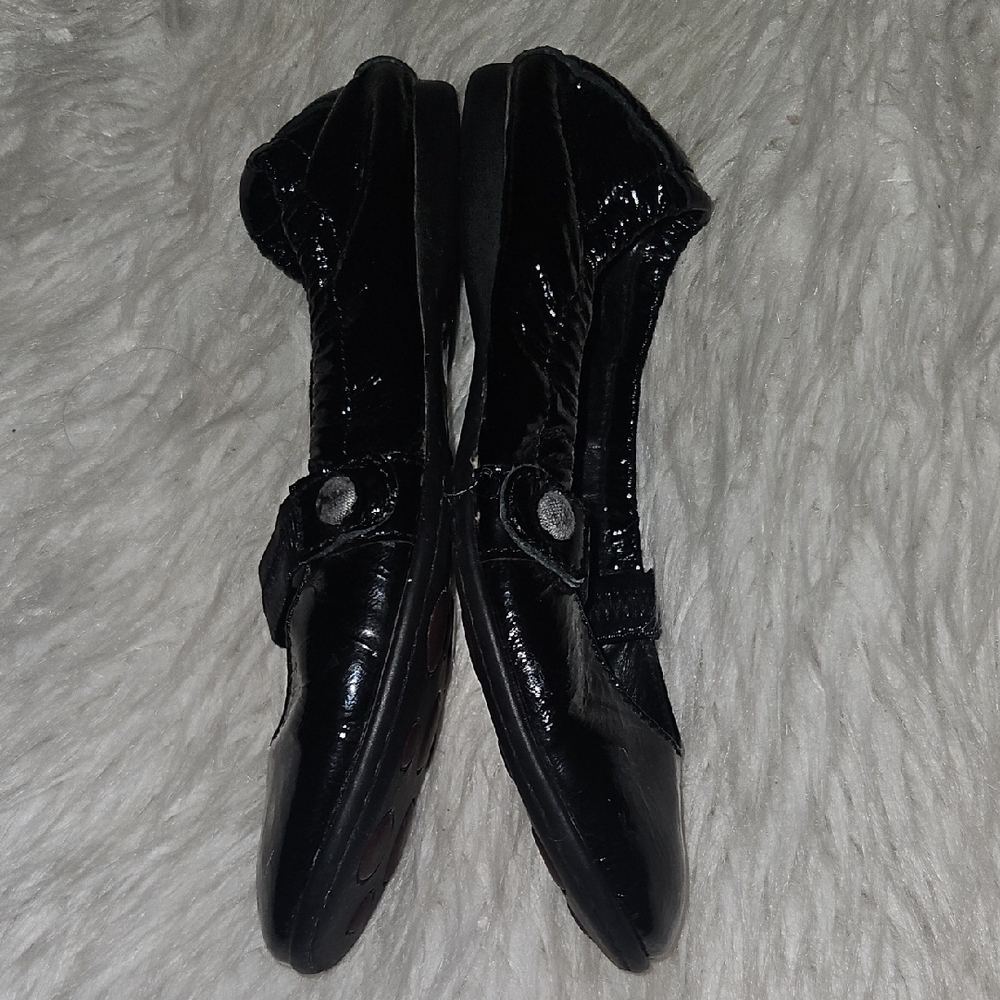 Women's Patent Black Mary Jane Flats with Strap - Picture 9 of 11